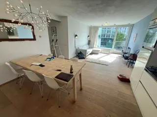 Woning aan de Westerdoksdijk te Amsterdam