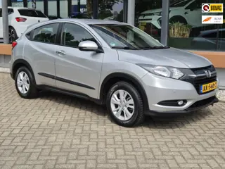 Honda HR-V 1.5 i-VTEC Elegance / afneembare trekhaak / stoelverwarming