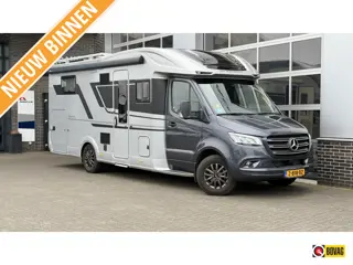 Adria Coral Supreme MB 670 DC met levelsysteem