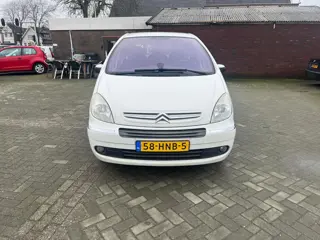 Citroën Xsara Picasso 1.6i-16V Prestige ecc radio/cd parkeersensoren