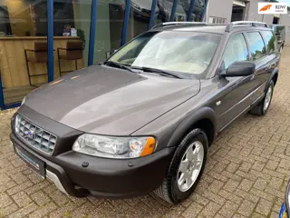 Volvo XC70 2.5 T Summum Automaat AWD 210PK LEER / NAVI / TREKHAAK
