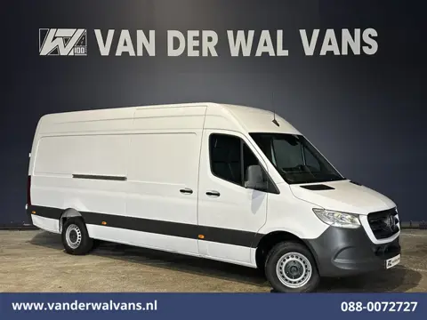 Mercedes-Benz Sprinter 317 CDI 170pk L3H2 Euro6 Airco | Camera | Navigatie | Apple Carplay | Chauffe