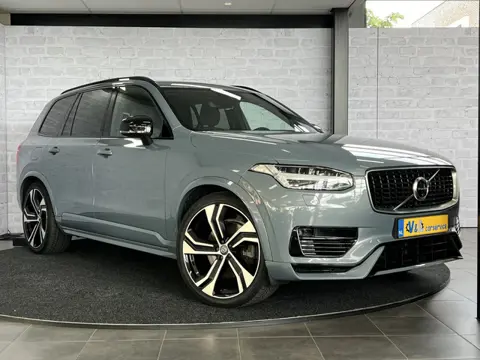 Volvo XC90 2.0 T8 Twin Engine AWD R-Design Luchtvering Pano Trekhaak HUD 360Camera