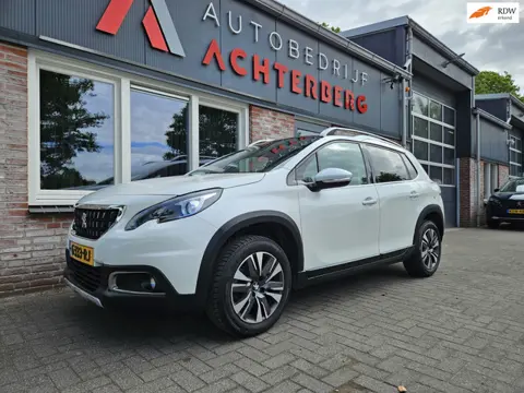 Peugeot 2008 1.2 PureTech GT-line Panoramadak! Trekhaak! Carplay! Airco/Clima! Cruise Control! Nette