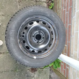 Kleber winterbanden 175 65 R14 met velgen
