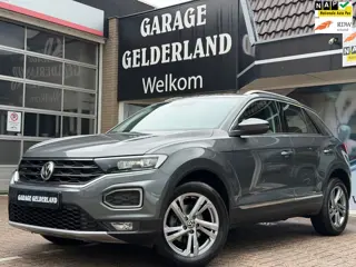 Volkswagen T-Roc 1.5 TSI Sport | Virtual-Cockpit | ACC | Climate | Xenon | Full-Led | Apple/Android 