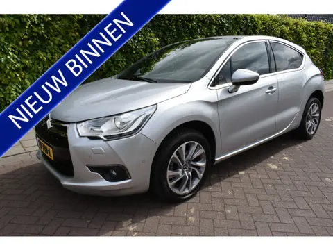Citroën DS4 1.6 VTi So Chic Sportief en Zéér mooi!