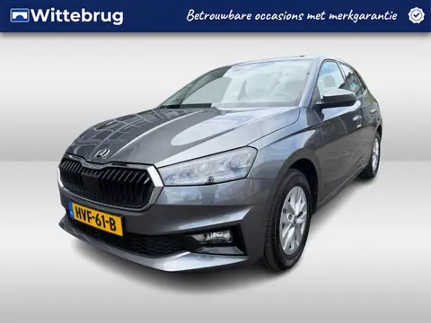 Škoda Fabia 1.0 TSI Selection Cruise control  / App connect / Parkeersensoren / LED verlichting / LM