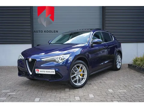 Alfa Romeo Stelvio 2.0 T AWD First Edition /Pano/20''/KEYLESS/Camera/trekhaak