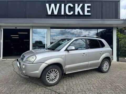 Hyundai Tucson 2.0i Style Airco APK LM Velgen Bullbar
