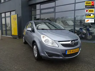 Opel Corsa 1.2-16V Selection ZEER WEINIG GEREDEN