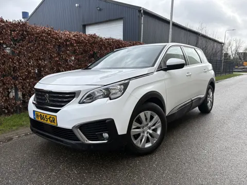 Peugeot 5008 1.2 PureTech Blue Lease Executive / NAVI / 7 PERSOONS / CRUISE
