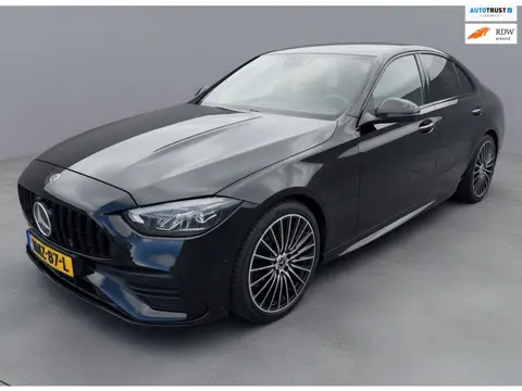 Mercedes-Benz C-klasse C300 AMG Line Pano 19inch 360cam C43 AMG pack Burmester
