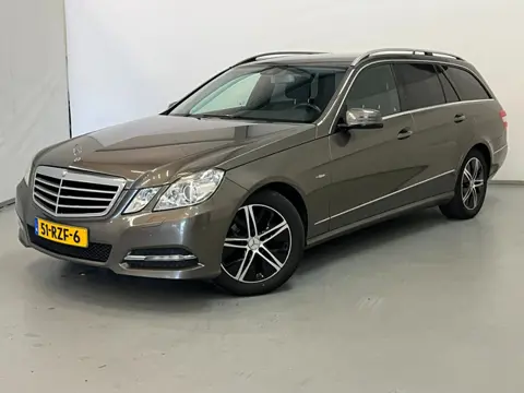 Mercedes-Benz E-klasse Estate 200 CGI Avantgarde / Schade / Standkachel