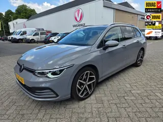 Volkswagen Golf Variant 1.0 eTSI Life | panoramadak | Narno Grey | digitaal dashboard