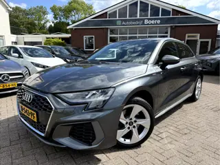Audi A3 Sportback 30 TFSI S edition Camera, Stoelverwarming, Matrix Led