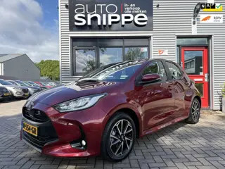 Toyota Yaris 1.5 VVT-i Dynamic -FULL LED-TREKHAAK-NAVI-BLUETOOTH-KEYLESS-LICHTMETALEN VELGEN-ADAPTIV