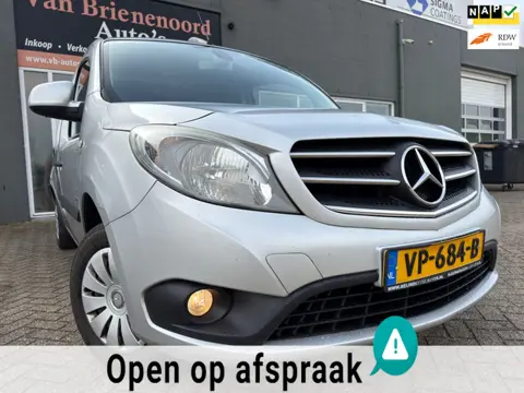 Mercedes-Benz Citan 109 CDI BlueEFFICIENCY Extra Lang met trekhaak en parkeersensoren en airco en cr