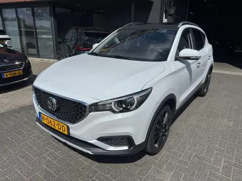MG MG ZS EV Luxury 45 kWh PANO CRUISE LEDER SPORTIEF DEALER OH