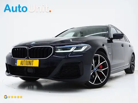BMW 5 Serie Touring 530e M Sport Shadow Line | Panoramadak | LED Grille | Harman/Kardon | Leder | HU