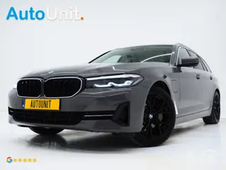 BMW 5 Serie Touring 520e | LED Grille | Keyless | Leder | Sfeerlicht | Camera | Memory | Cruise | Ca