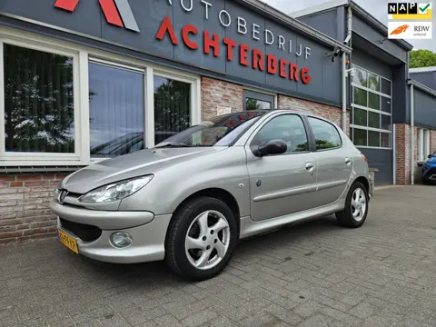 Peugeot 206 1.6-16V Roland Garros Automaat! 5-Deurs! NAP! Panoramadak!