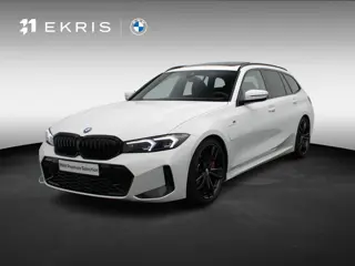 BMW 3 Serie Touring 330e M Sportpakket Pro | Travel Pack | Achteruitrijcamera | Comfort Access | Gla