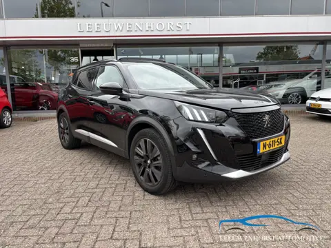 Peugeot e-2008 EV GT Pack 50 kWh, 360° camera, panodak, keyless, Pack Safety Plus, trekhaak, NL-deal