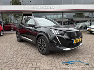 Peugeot e-2008 EV GT Pack 50 kWh, 360° camera, panodak, keyless, Pack Safety Plus, trekhaak, NL-deal