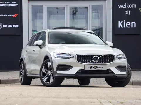 Volvo V60 Cross Country 2.0 T5 AWD Pro | Pano | Harman Kardon | Polestar Engineered