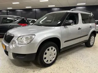 SKODA YETI 1.2 TSI Airco Cruise Control 6 Versnellingen NL NAP
