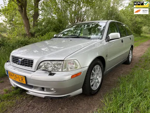 Volvo V40 2.0 Europa AUTOMAAT/Cruise/Airco/Stoelverw./APK NEW!