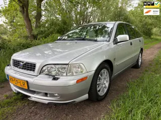 Volvo V40 2.0 Europa AUTOMAAT/Cruise/Airco/Stoelverw./APK NEW!