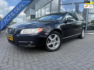 Volvo V70 2.0T Summum | Automaat | Leder | Navi | Schuifdak | Xenon | Trekhaak|