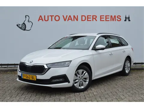 Škoda Octavia Combi 111PK TSI Ambition NL-Auto / Apple,android / Led kopl. / Lmv