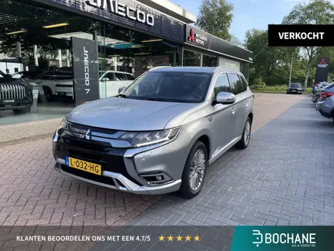 Mitsubishi Outlander 2.4 PHEV Intense | dealeronderhouden | Trekhaak | Fabrieksgarantie T/M 25-05-20