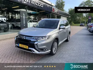 Mitsubishi Outlander 2.4 PHEV Intense | dealeronderhouden | Trekhaak | Fabrieksgarantie T/M 25-05-20