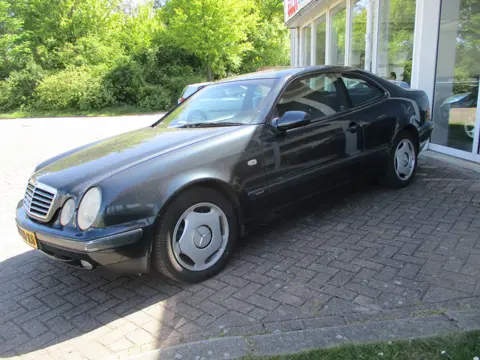Mercedes-Benz CLK-Klasse Coupé 200 Sport Automaat! Kan direct mee!