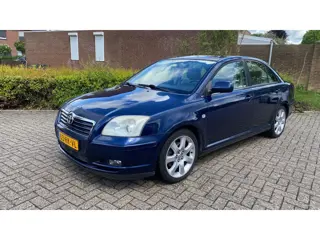 Toyota Avensis 2.0 VVTi Executive