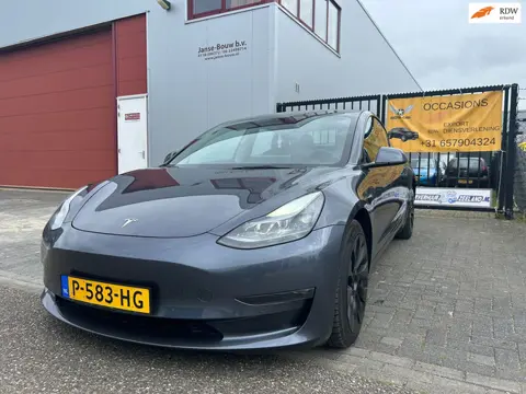 Tesla Model 3 Long Range AWD 75 kWh Auto Pilot Trekhaak