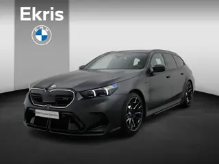 BMW M5 Touring M Drive Professional | Stuurwielrand Verwarmd | M Carbon-keramische remmen | Trekhaak