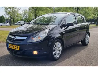 Opel Corsa 1.4-16V Cosmo ... FULL AUTOMAAT !!!!!