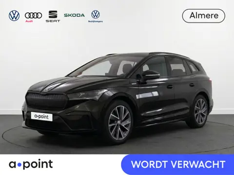 Skoda Enyaq iV 80 Sportline 204pk | Navigatie| Parkeeercamera | Adaptieve cruise controle | Verwarmd