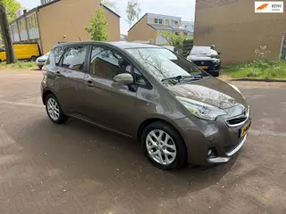 Toyota Verso-S AUTOMAAT / Camera / Panorama dak / Navigatie