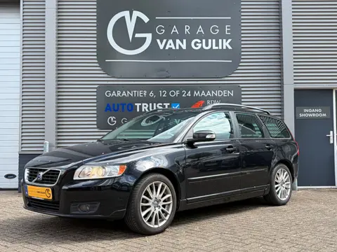 Volvo V50 2.0 Momentum 146PK Trekhaak,Clima,Cruise,ElektrRamen+Spiegels,Radio/Cd-Speler,Dakrail,Lede