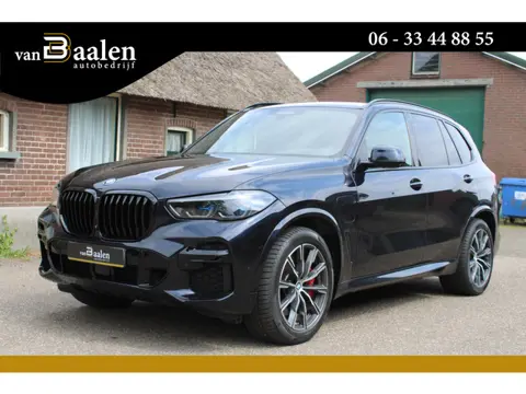 BMW X5 xDrive45e High Executive SOh 91,4% M-SPORT LASER AWS TH BLACK 96000KM!!!