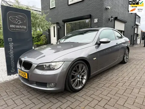 BMW 3-serie Coupé 325i High Executive Zeer netjes en goed onderhouden!