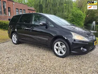 Mitsubishi Grandis 2.4-16V Intense 7-persoons airco trekhaak