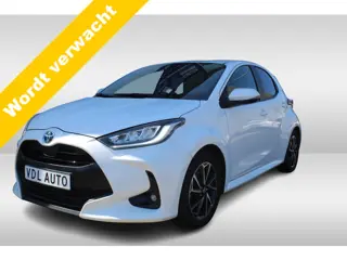 Toyota Yaris 1.5 Hybrid 115 Executive Automaat l Stoelverwarming l Lendesteun l LM velgen l Spiegelv