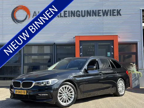 BMW 5 Serie Touring 530i xDrive Executive / Navi / Trekhaak Wegklapbaar / Elektrische achterklep / W